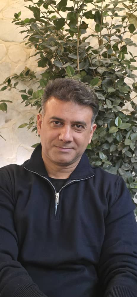 Portræt af Reza Kahkeshan